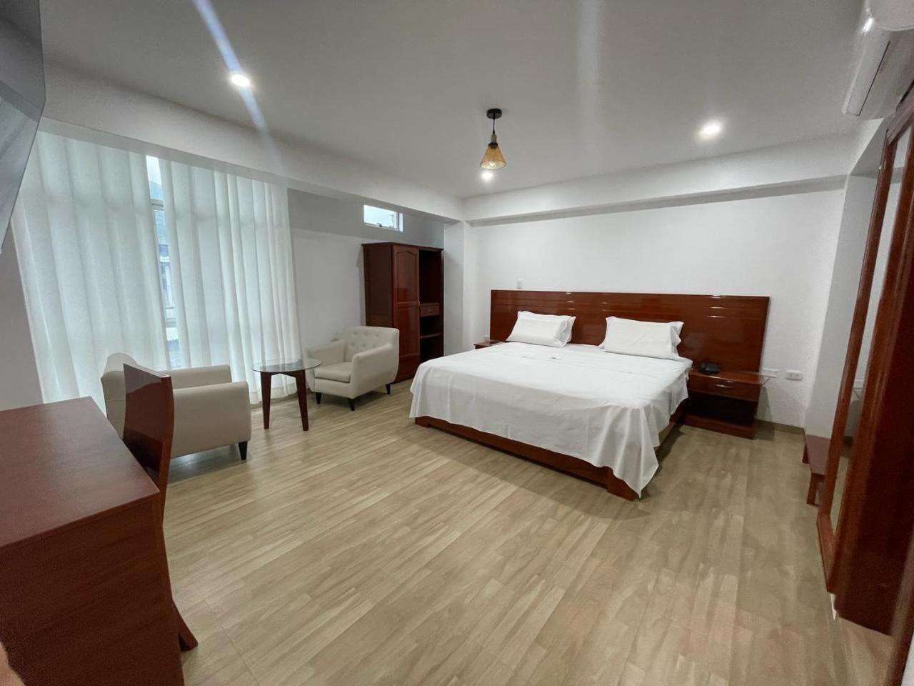 Hotel Americano Jaén Kültér fotó